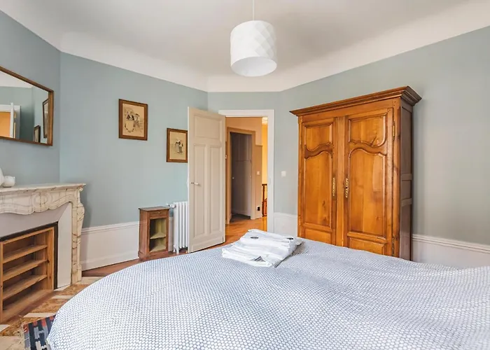 Moulins - Maison Cosy Au Coeur De Villa